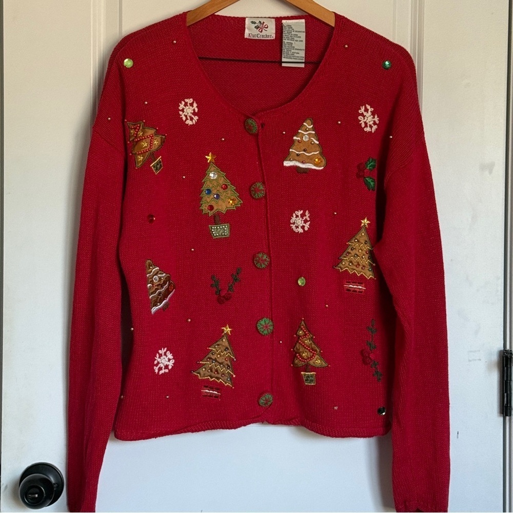 Vintage Nut Cracker Holiday Red Sweater with Festive Tree Design Size L